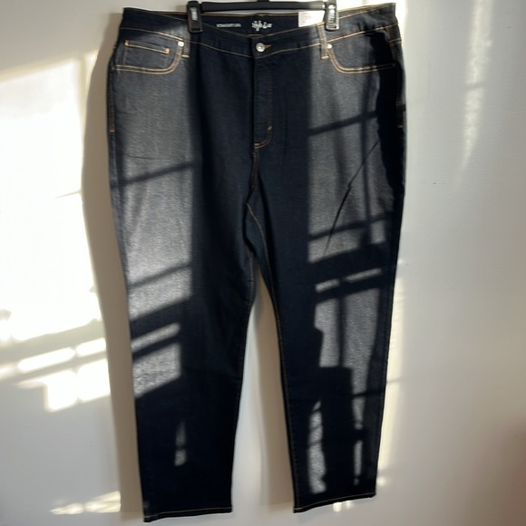 Style & Co. Women High-Rise Straight Leg Jeans Size 22W; 42” L Gold stitching. - Picture 2 of 9